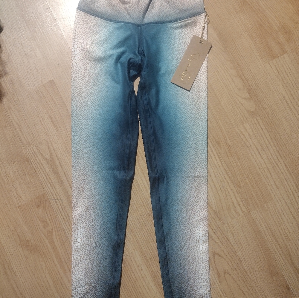 Niyama Sol Leggings Small Shagreen Lagoon Rare